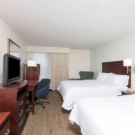 Hampton Inn East Lansing-2